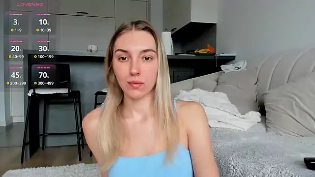 Snapshot of Sunny_Rina_ chatting on 11, 4, 2026 Sunny Rina online show from 11, 4, 2026