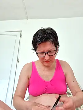 Snapshot of Vera_Elle chatting on 19, 4, 2026 Vera Elle online show from 19, 4, 2026