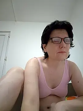 Snapshot of Vera_Elle chatting on 18, 5, 2026 Vera Elle online show from 18, 5, 2026