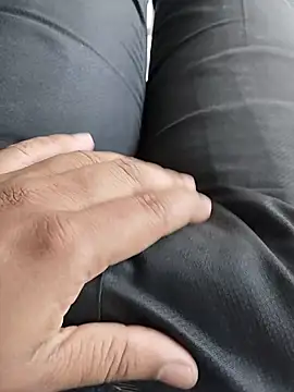 Snapshot of hunk28_6 chatting on 20, 10, 2025 hunk28 6 online show from 20, 10, 2025