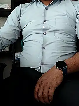 Snapshot of hunk28_6 chatting on 23, 11, 2025 hunk28 6 online show from 23, 11, 2025