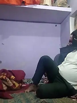 Snapshot of hunk28_6 chatting on 28, 11, 2025 hunk28 6 online show from 28, 11, 2025