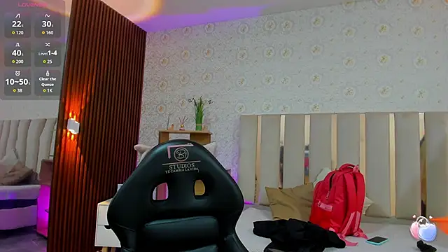 Snapshot of BLUE_TAY1 chatting on 18, 9, 2025 BLUE TAY1 online show from 18, 9, 2025