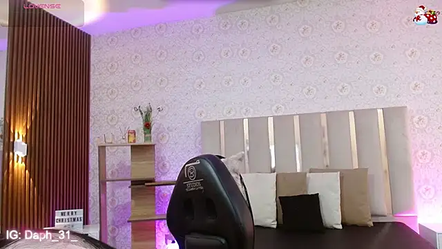 Snapshot of BLUE_TAY1 chatting on 16, 11, 2025 BLUE TAY1 online show from 16, 11, 2025