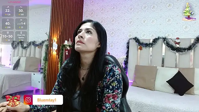 Snapshot of BLUE_TAY1 chatting on 24, 11, 2025 BLUE TAY1 online show from 24, 11, 2025