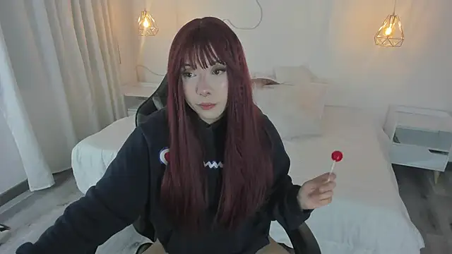 Snapshot of Noahcryptic chatting on 8, 11, 2025 Noahcryptic online show from 8, 11, 2025