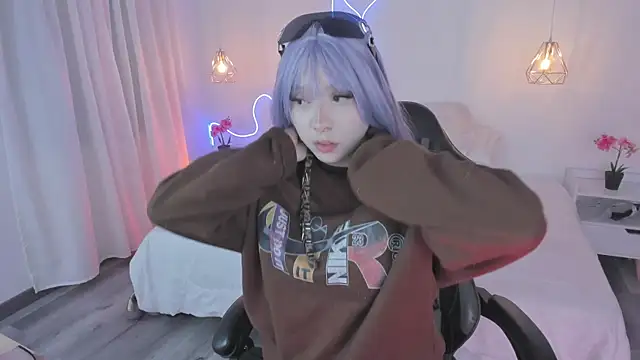 Snapshot of Noahcryptic chatting on 19, 11, 2025 Noahcryptic online show from 19, 11, 2025