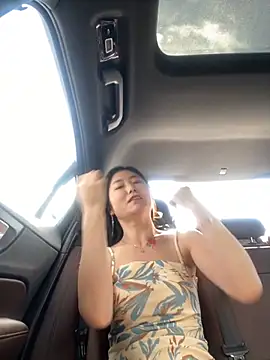 xtt1689999 online show from 4, 10, 2025