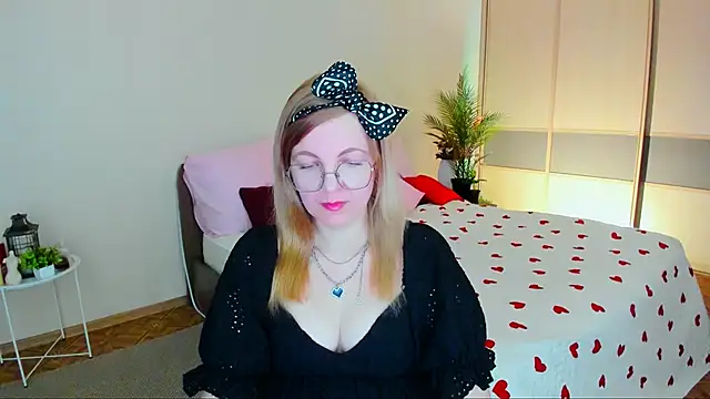 YourUniverser online show from 25, 5, 2026