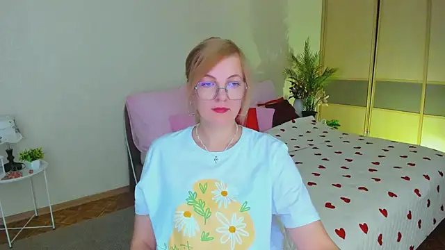 YourUniverser online show from 12, 7, 2026