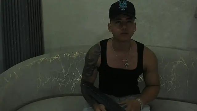 Snapshot of Draven_Marceaux chatting on 24, 6, 2026 Draven Marceaux online show from 24, 6, 2026