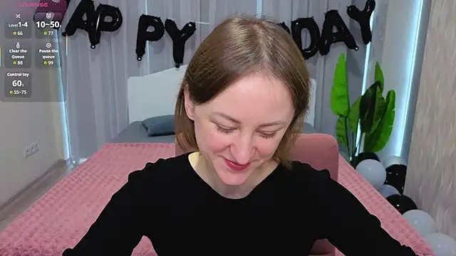 LuluChiiii online show from 27, 10, 2025