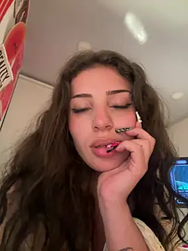 Snapshot of zuleikha chatting on 15, 7, 2026 zuleikha online show from 15, 7, 2026