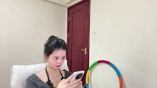 Nicole-13 online show from 13, 4, 2026