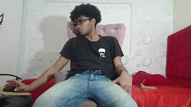 Snapshot of felipecams123 chatting on 26, 10, 2025 felipecams123 online show from 26, 10, 2025