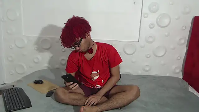 Snapshot of felipecams123 chatting on 12, 11, 2025 felipecams123 online show from 12, 11, 2025