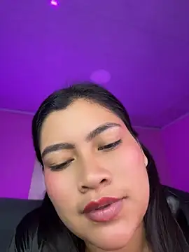 Snapshot of LunaaRosse chatting on 11, 7, 2026 LunaaRosse online show from 11, 7, 2026