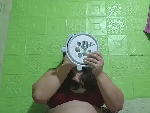 Snapshot of prettywetmom88 chatting on 30, 9, 2025 prettywetmom88 online show from 30, 9, 2025