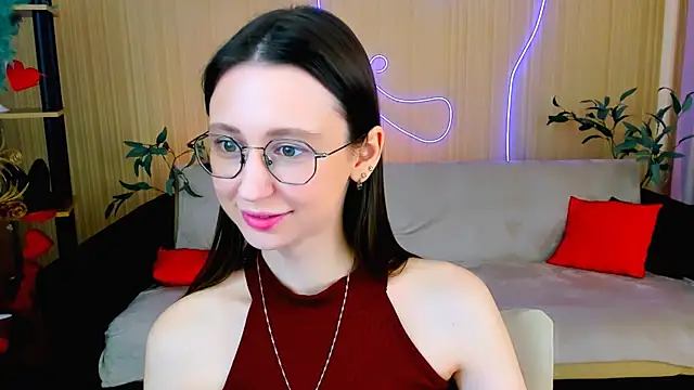 YourLovellyStory online show from 27, 6, 2026