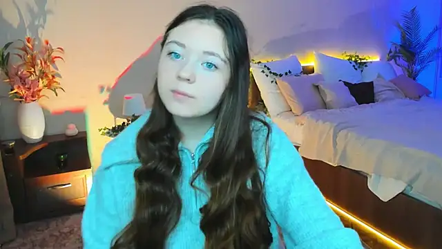 Snapshot of AlluringLookk chatting on 19, 10, 2025 AlluringLookk online show from 19, 10, 2025