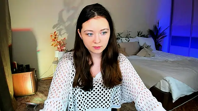 Snapshot of AlluringLookk chatting on 18, 11, 2025 AlluringLookk online show from 18, 11, 2025