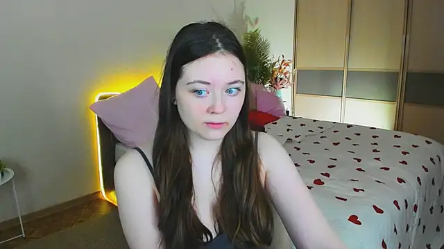 Snapshot of AlluringLookk chatting on 28, 4, 2026 AlluringLookk online show from 28, 4, 2026