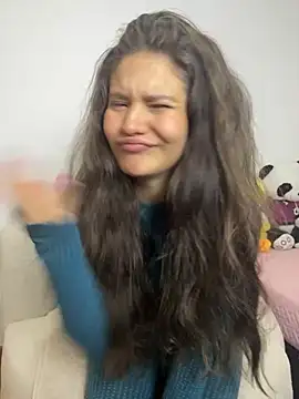 Emilyybennet  online show from 2, 11, 2025