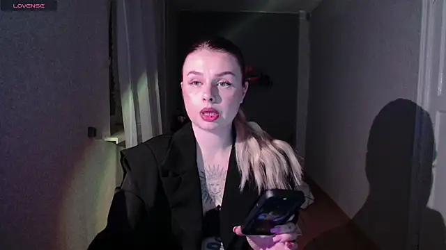 AngelicaHollywood online show from 7, 6, 2026