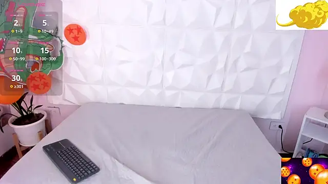 Snapshot of HannahToons chatting on 31, 10, 2025 HannahToons online show from 31, 10, 2025