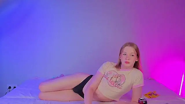 Snapshot of Olivia-Pink chatting on 15, 3, 2026 Olivia-Pink online show from 15, 3, 2026