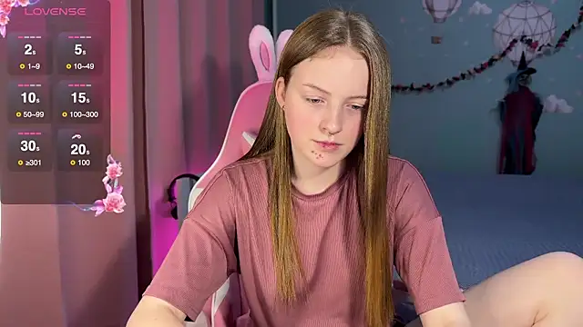 Snapshot of stefaniyaaa chatting on 30, 10, 2025 stefaniyaaa online show from 30, 10, 2025