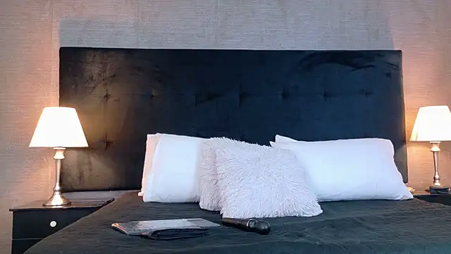 SophiaSummer online show from 1, 3, 2026