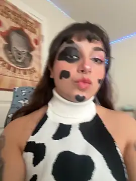 CharmingMaddie online show from 1, 10, 2025