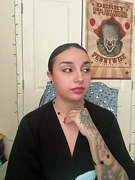 CharmingMaddie online show from 10, 2, 2026