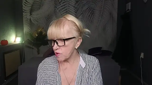 Snapshot of Sabina_Ros chatting on 19, 2, 2026 Sabina Ros online show from 19, 2, 2026