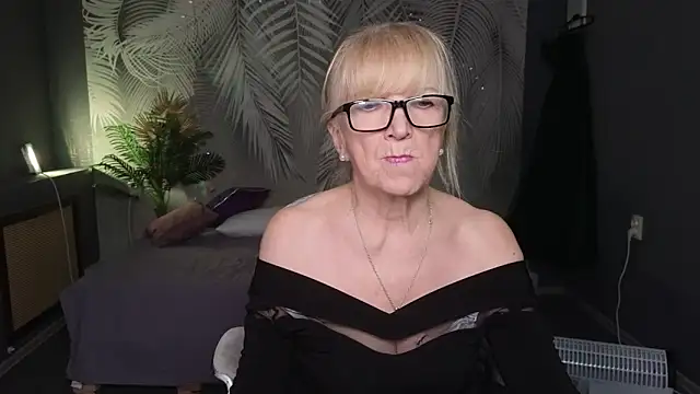 Snapshot of Sabina_Ros chatting on 4, 3, 2026 Sabina Ros online show from 4, 3, 2026