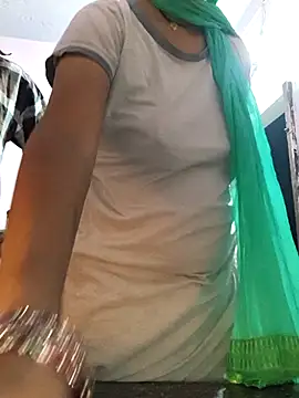 Love-pari077 online show from 23, 10, 2025