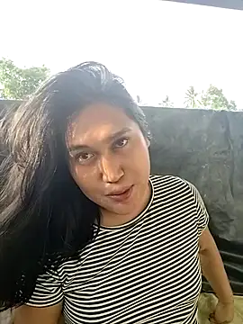 Snapshot of Romantic_Sabrina chatting on 2, 11, 2025 Romantic Sabrina online show from 2, 11, 2025