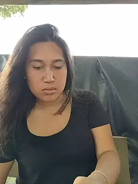 Snapshot of Romantic_Sabrina chatting on 15, 11, 2025 Romantic Sabrina online show from 15, 11, 2025