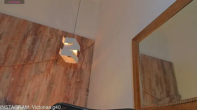 Snapshot of victoria_giraldo chatting on 9, 11, 2025 victoria giraldo online show from 9, 11, 2025