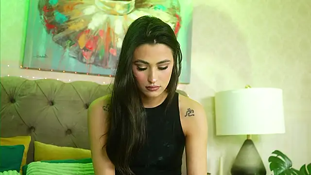 Pretty Lia  online show from 13, 12, 2025