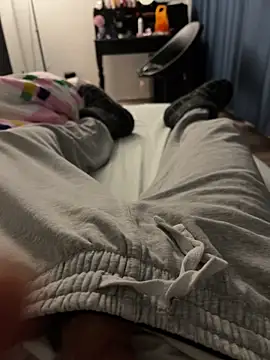 Frankieyyy1 online show from 4, 12, 2025