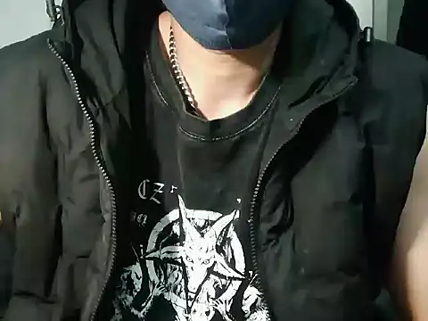 Snapshot of bigbb101011 chatting on 9, 1, 2026 bigbb101011 online show from 9, 1, 2026