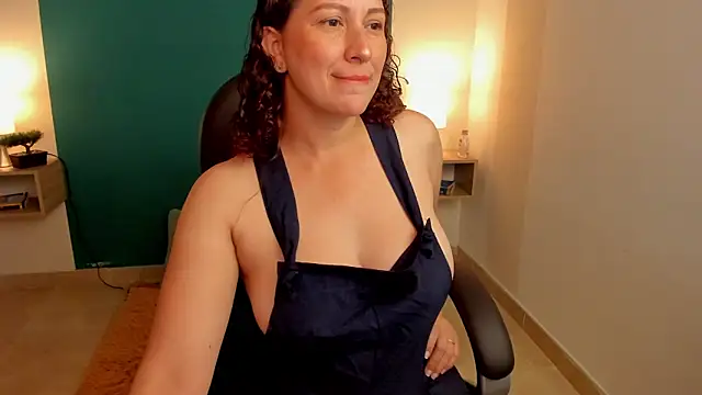 Snapshot of Mely_Ellis chatting on 26, 9, 2025 Mely Ellis online show from 26, 9, 2025