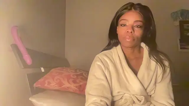 Peachyz69 online show from 5, 2, 2026