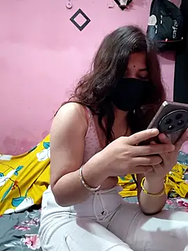 hiddennisha online show from 2, 4, 2026