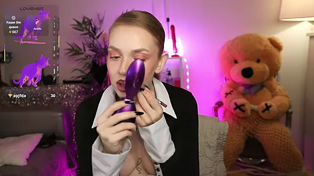 NovaHollisx online show from 19, 2, 2026