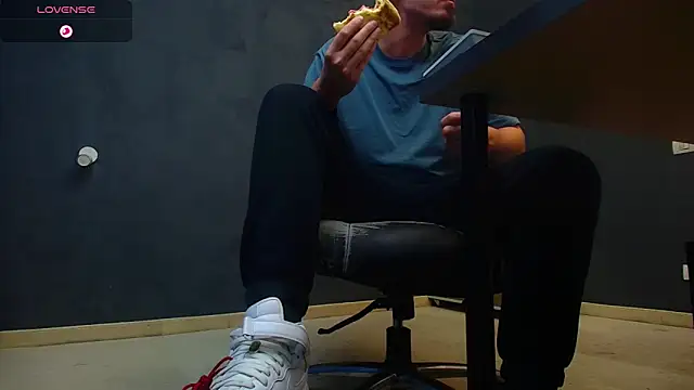 EnzoRace online show from 10, 10, 2025