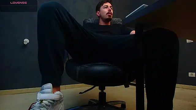 EnzoRace online show from 5, 11, 2025