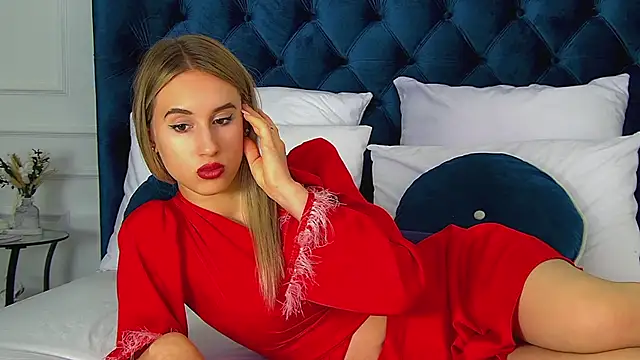 VictoriaHopsons online show from 10, 9, 2025